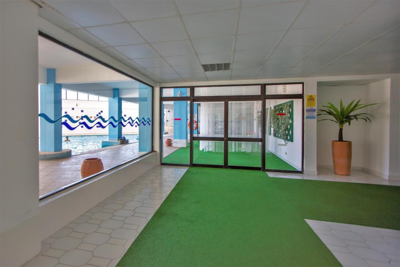 Sea View Apartment - 3 Swimming Pool & Fitness Albufeira Exterior photo
