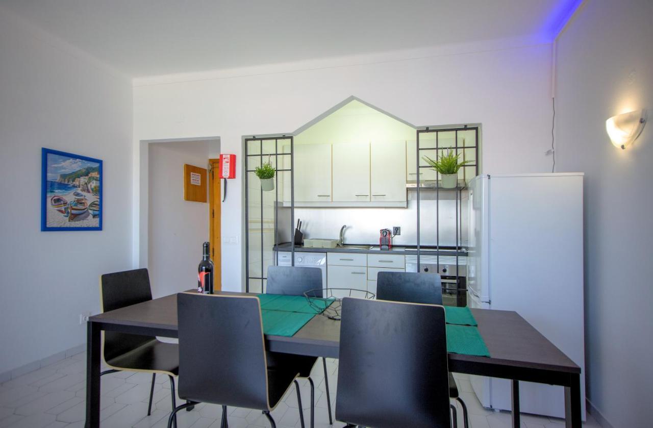 Sea View Apartment - 3 Swimming Pool & Fitness Albufeira Exterior photo