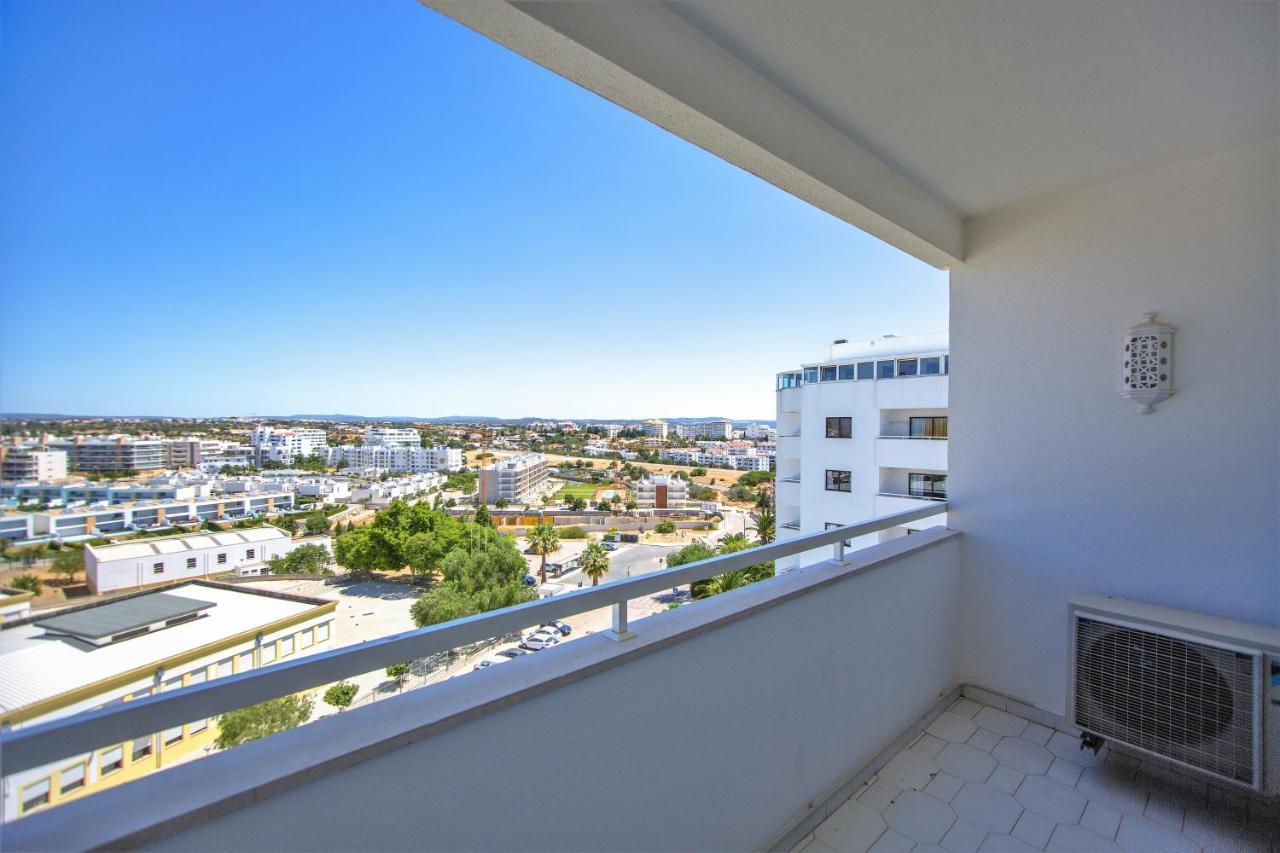 Sea View Apartment - 3 Swimming Pool & Fitness Albufeira Exterior photo